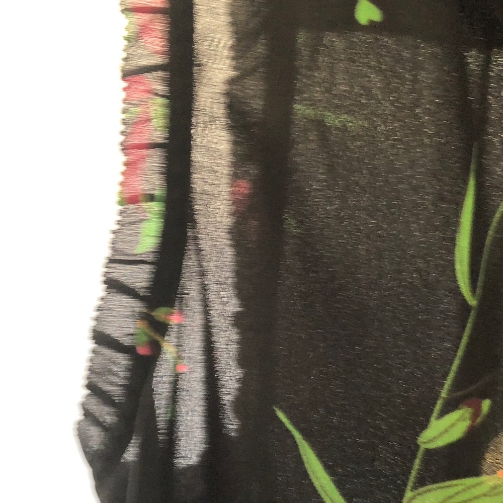Like New Floral Sleeveless Black V-Neck Top, Women’s Size Small - Picture 6 of 7